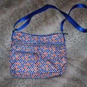 Easy Spirit Multi-pocket Cross Body Purse - EUC (MATCHING SHOES SEPARATELY)